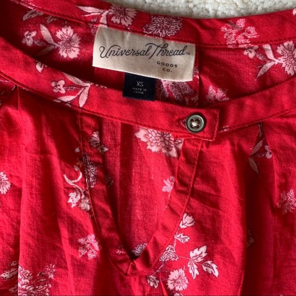 Universal Thread Tops - Universal Thread Red Cotton Floral Top